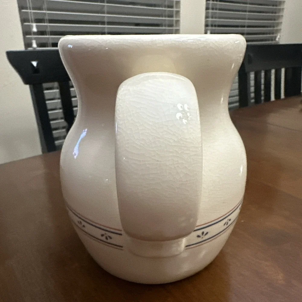PITCHER VTG Lillian Vernon 